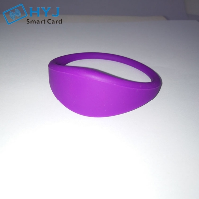 Silicone RFID Wristbands