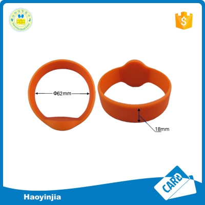 single color RFID wristband